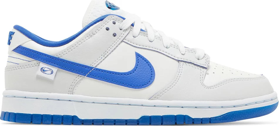 Dunk low white best sale