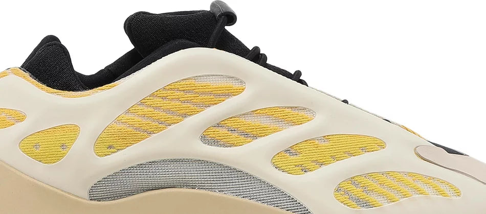 adidas Yeezy 700 V3 Safflower Kids SNEAKRS