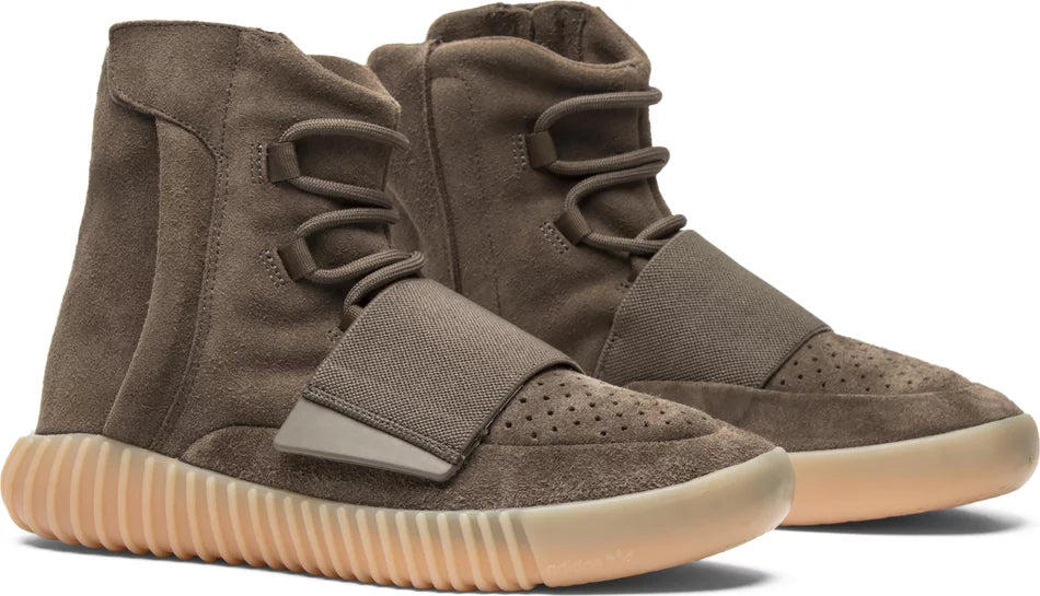 adidas Yeezy Boost 750 Light Brown Gum Chocolate SNEAKRS